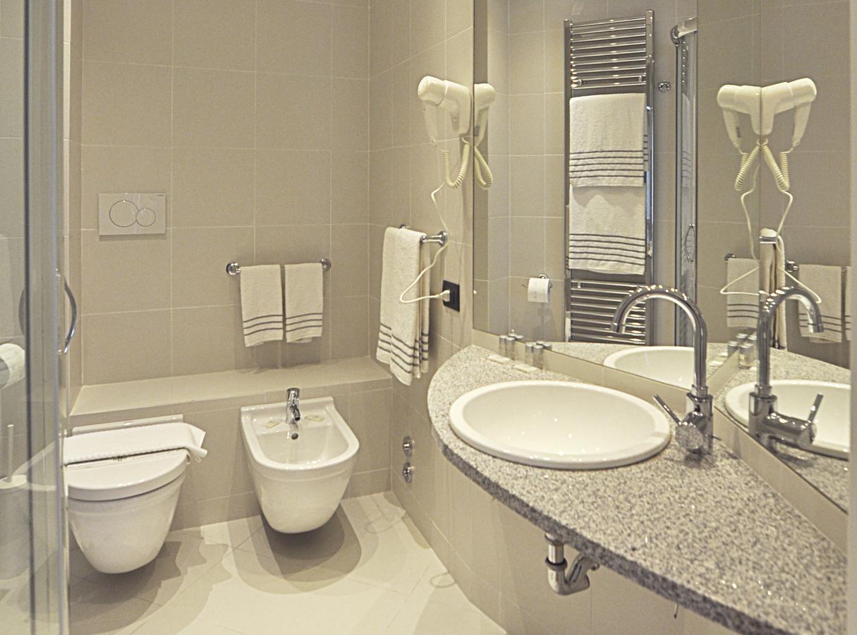 Bb Hotels Aparthotel Isola Milano Eksteriør billede