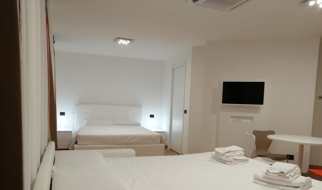 Bb Hotels Aparthotel Isola Milano Eksteriør billede
